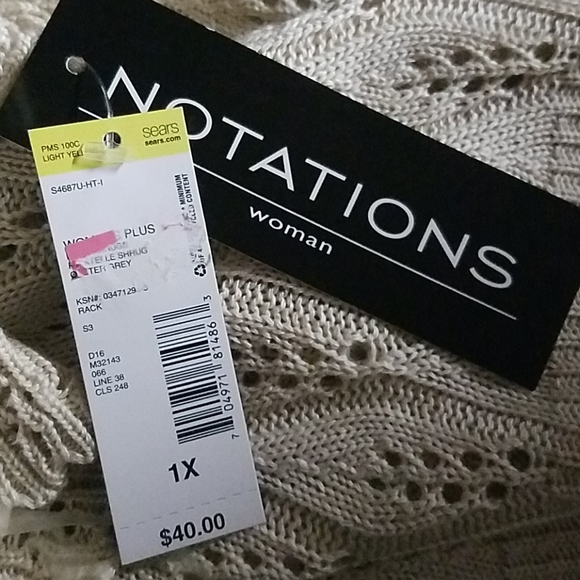 Notations over coat - Picture 1 of 2